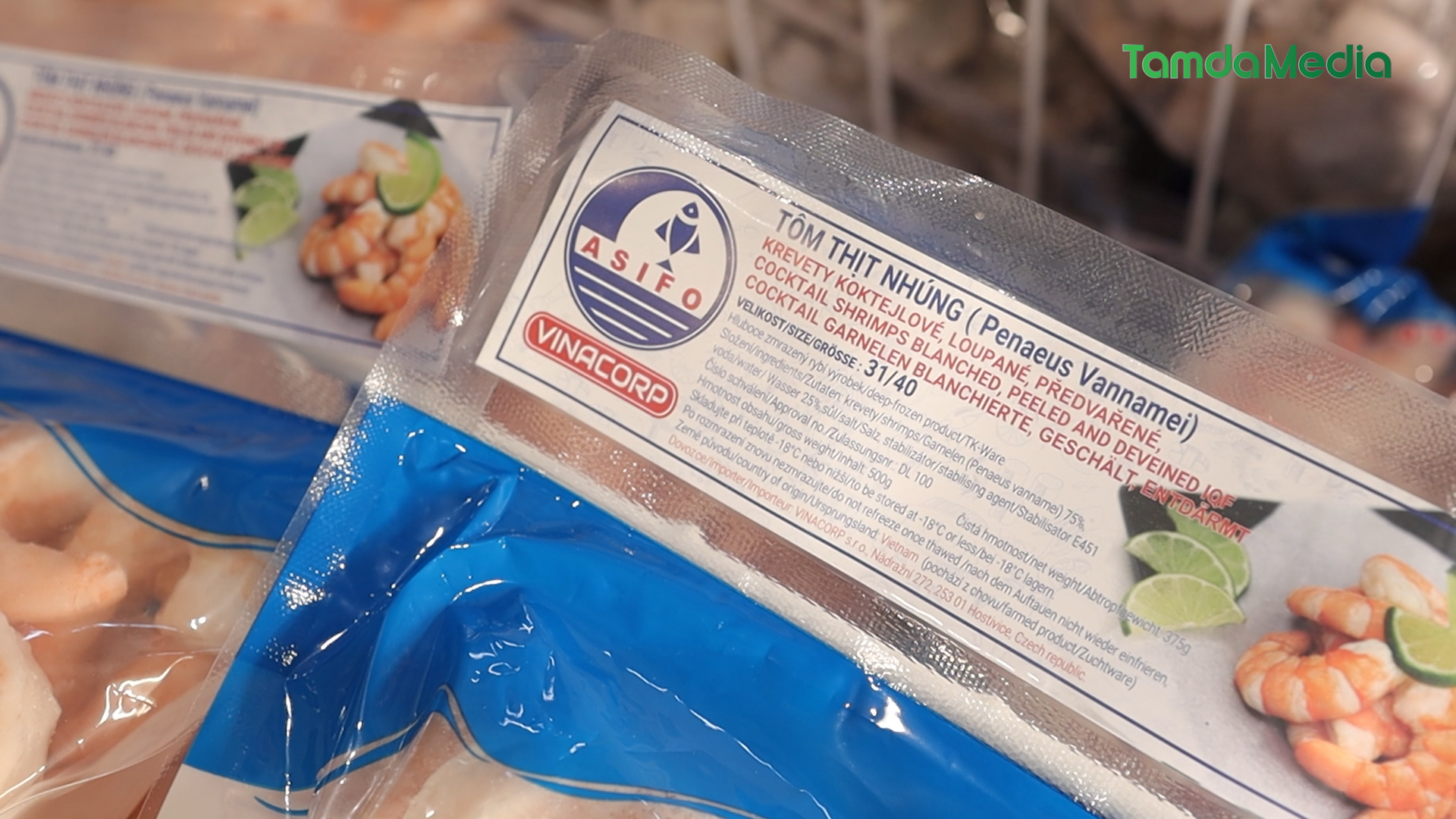 Sequence 19.00_49_30_26.Still007.bmp