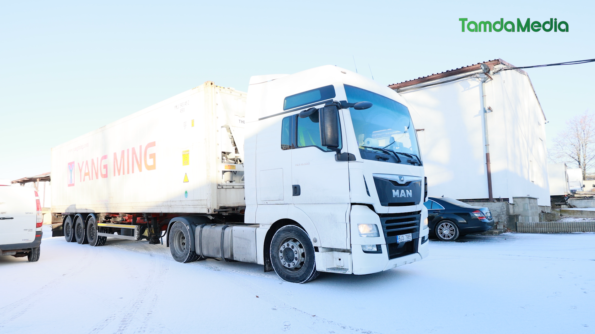 Sequence 19.00_50_55_14.Still012.bmp