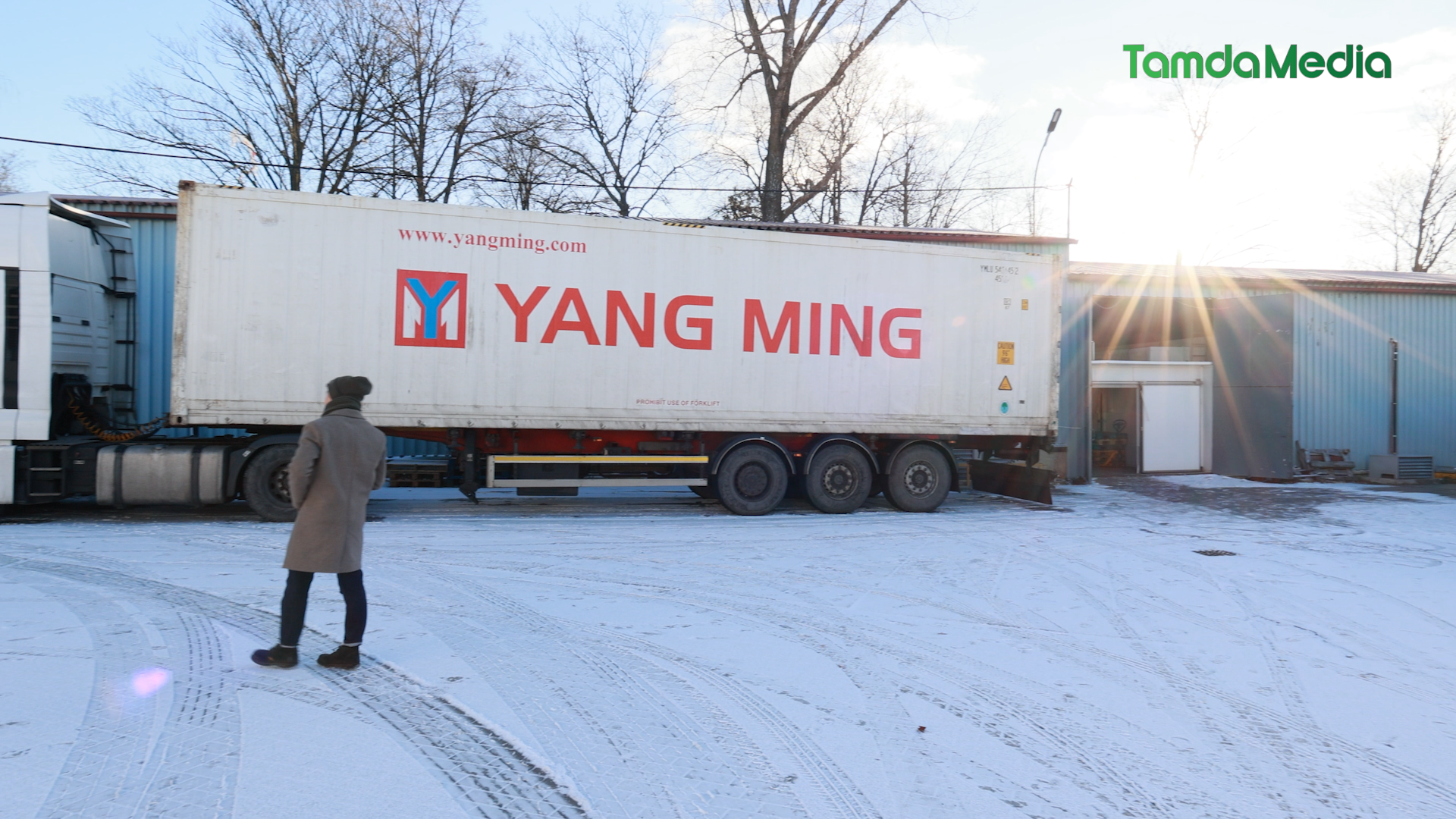 Sequence 19.00_51_06_17.Still013.bmp