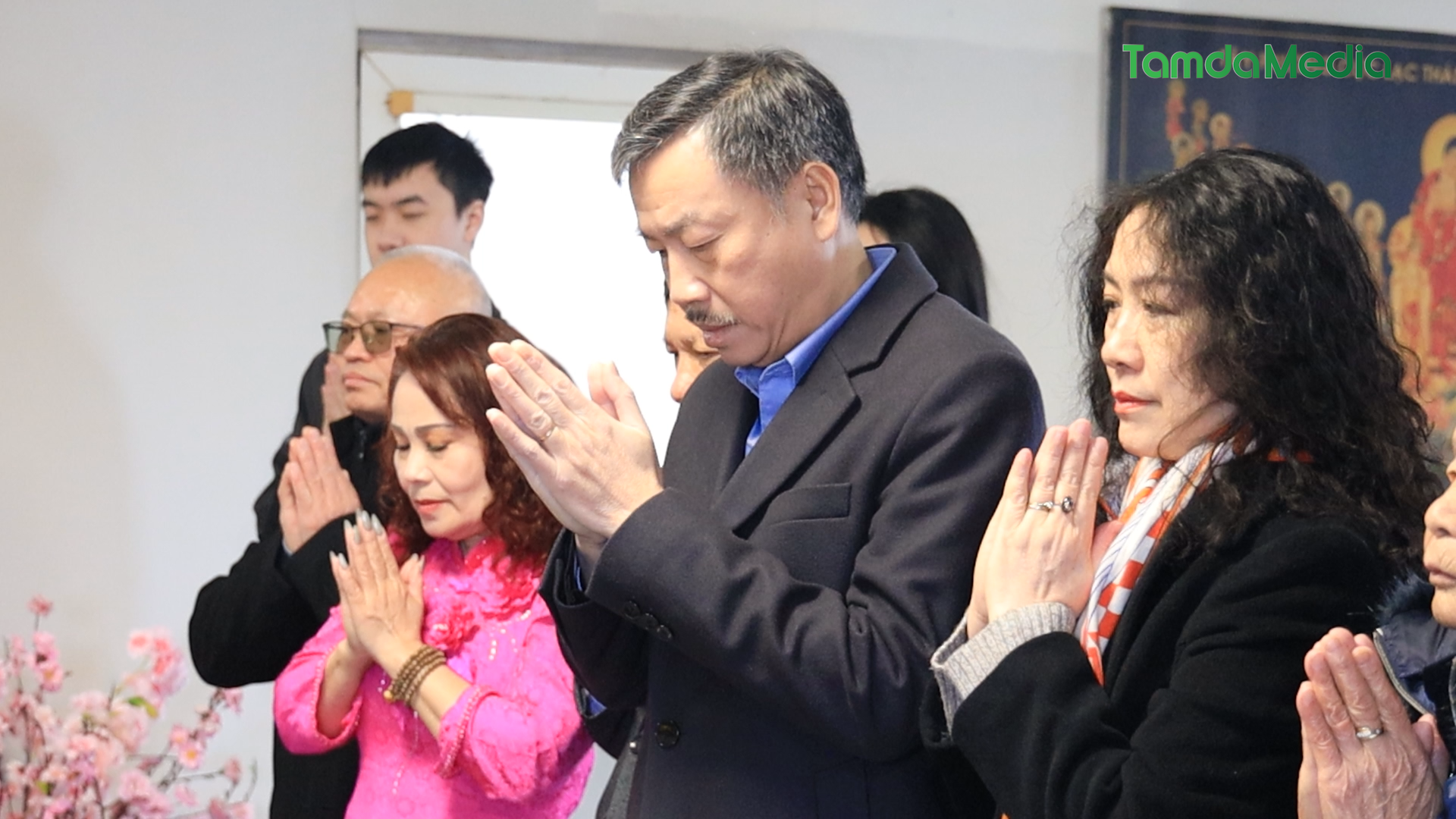 Sequence 20.00_05_45_04.Still009.bmp