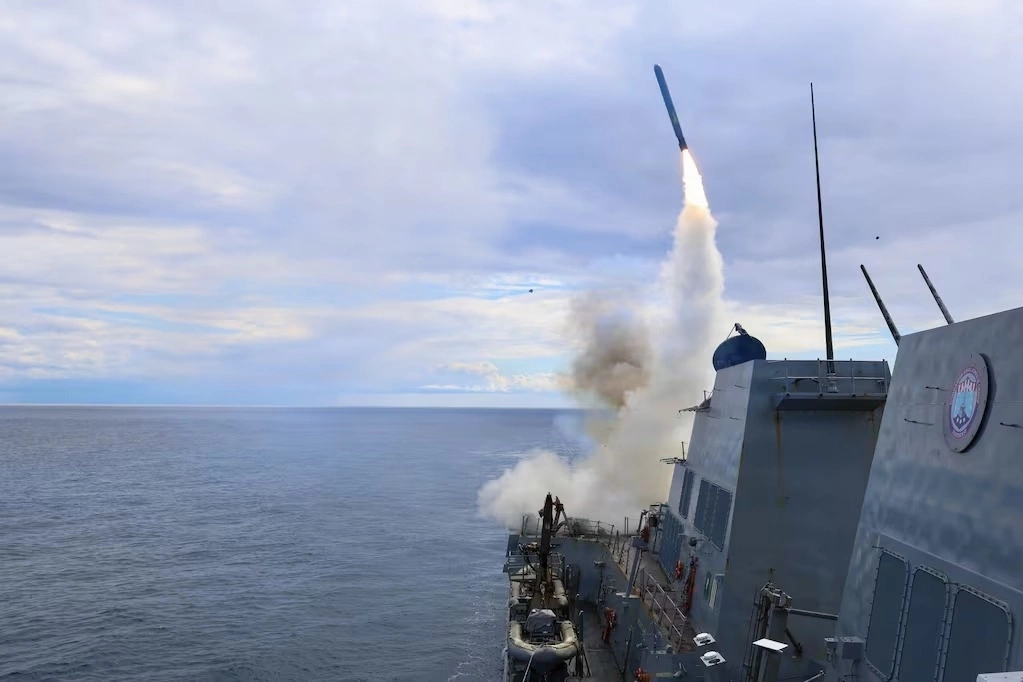 Tàu chiến Iran.webp