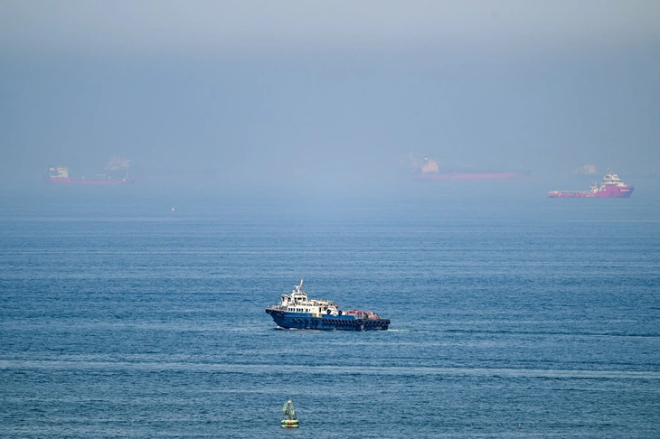 Tàu hàng Hormuz.webp