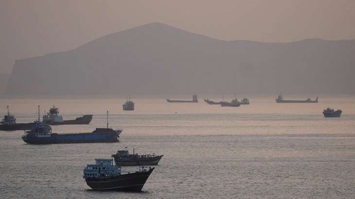 Tàu thuyền Hormuz 2.webp