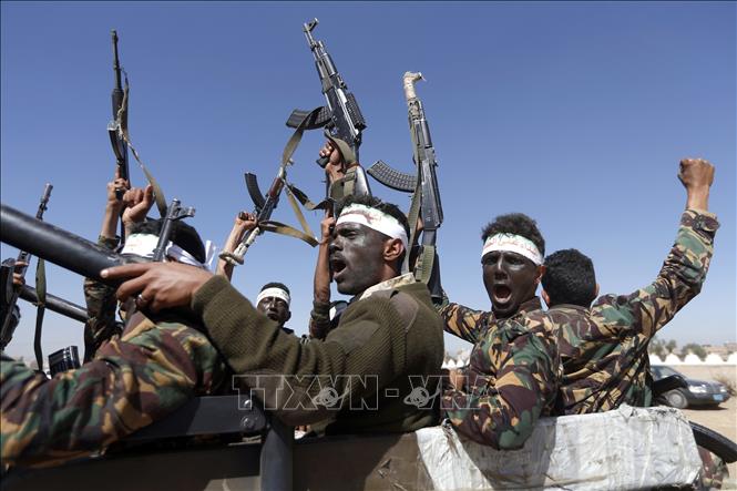 Tay súng Yemen.jpg