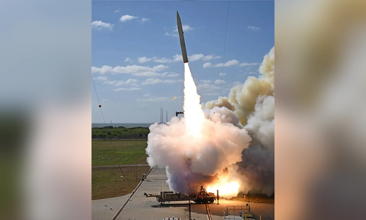 Tên lửa Mỹ.webp