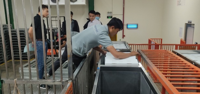 Thuc-nghiem-phan-bo-lieu-luong-chieu-xa-chanh-day-tuoi-bang-nguon-Cobalt-60-su-dung-tia-Gamma-tai-Nha-may-Chieu-xa-Toan-Phat.jpg