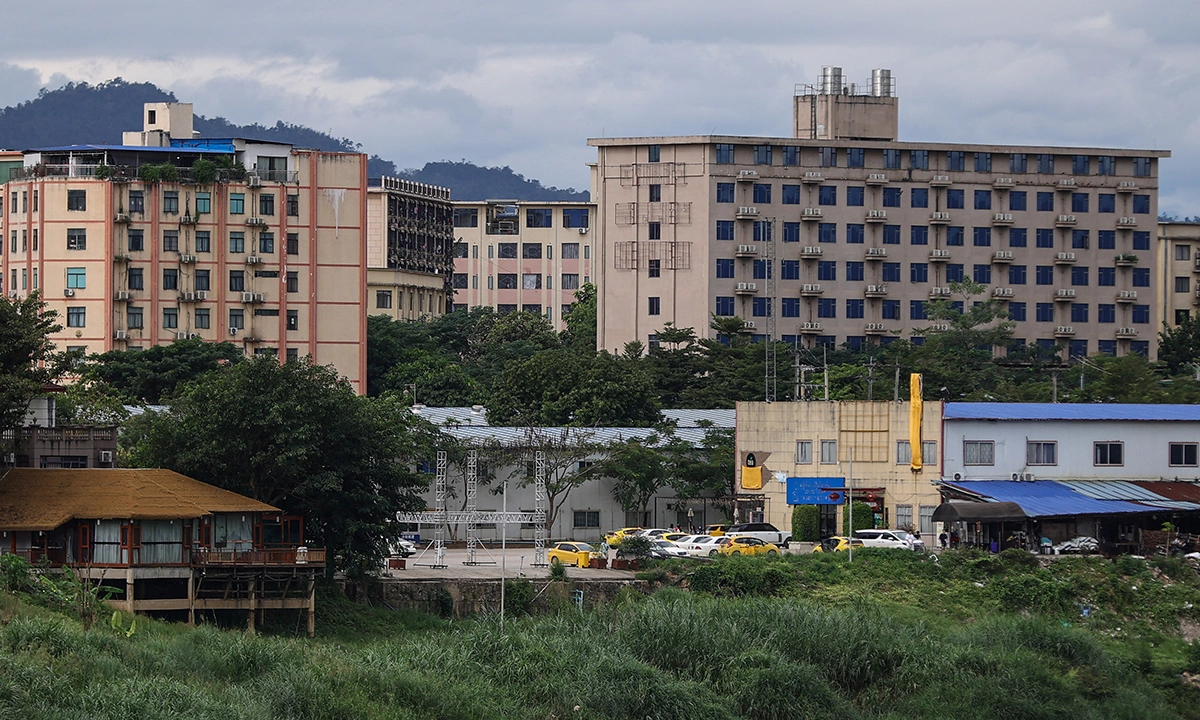 Tòa nhà Myanmar.webp