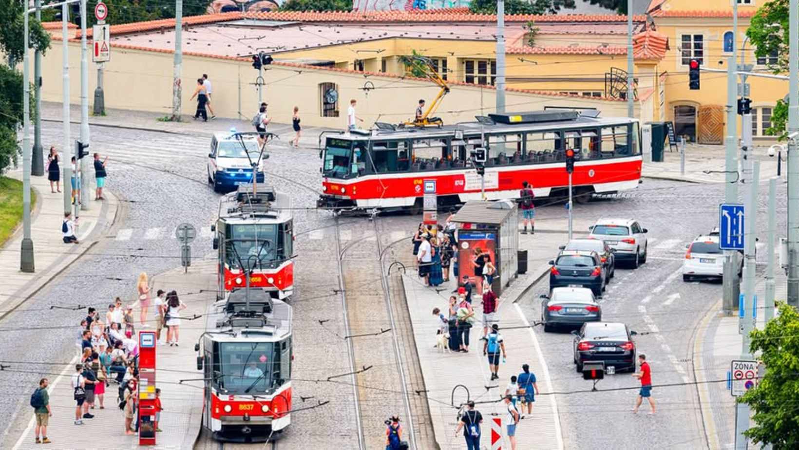 Tram-Lines-prague-reparation-work.jpg