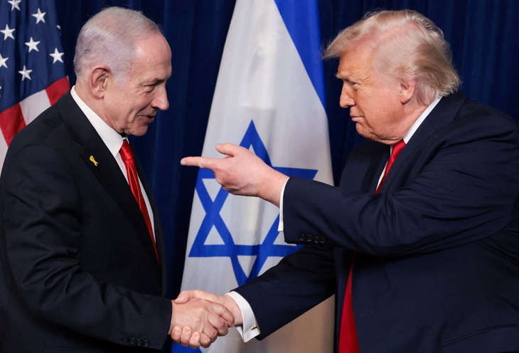Trump ám sát.jpg