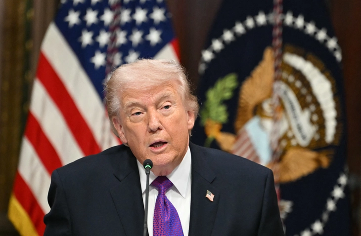 Trump phát biểu.webp