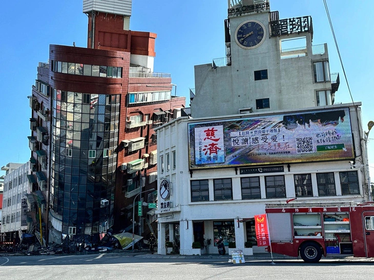 afp2024040334nc7rnv2previewtopshottaiwanjapanearthquaketsunami-17121170680471192729568.webp
