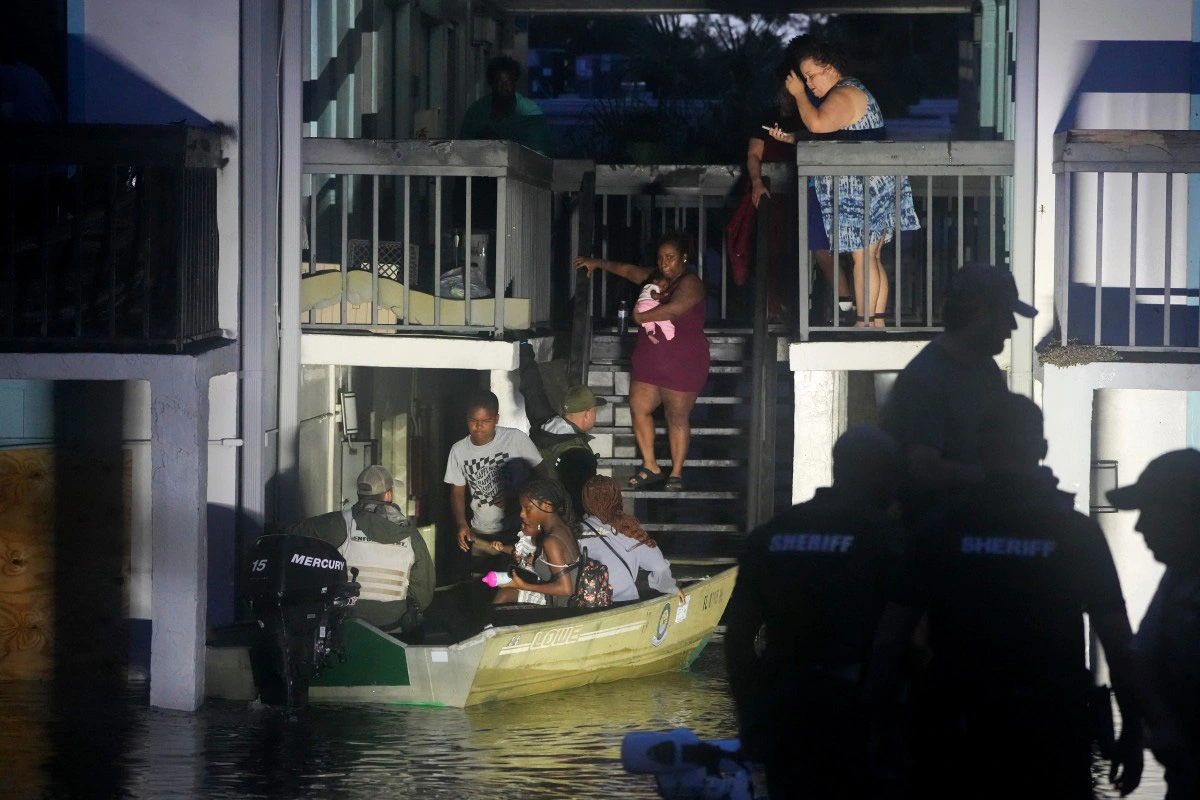 afp2024101036ju2vkv1previewusweatherhurricanemilton-17285681550281403537773.webp