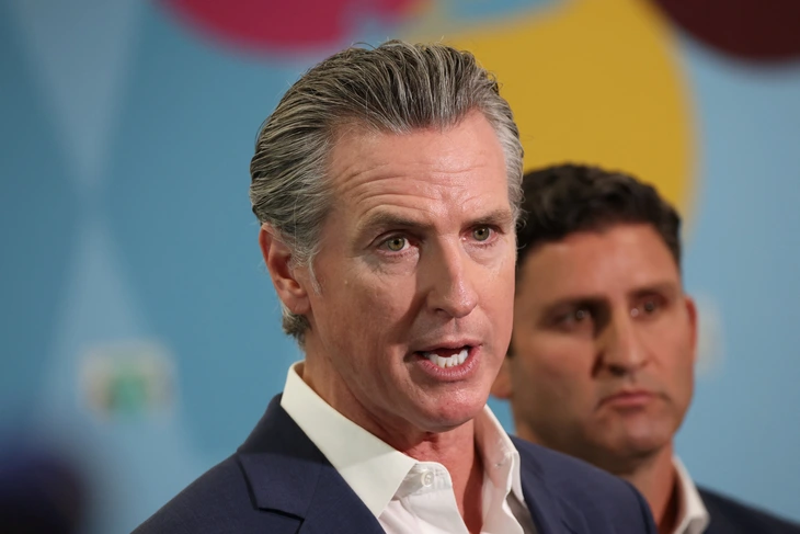 afp20251008786r3x2v1highresuspoliticshealthchildrennewsom-1760431217193556590529.jpg.webp