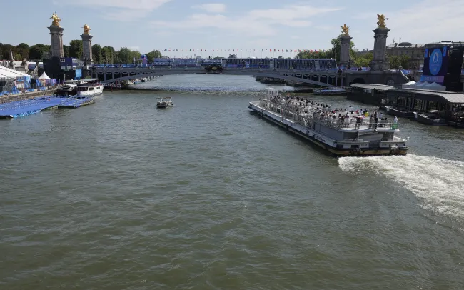 afp--20240728--366k7pa--v1--highres--triathlonolyparis2024-75794382084562377949693-18433845343870847740559.jpg