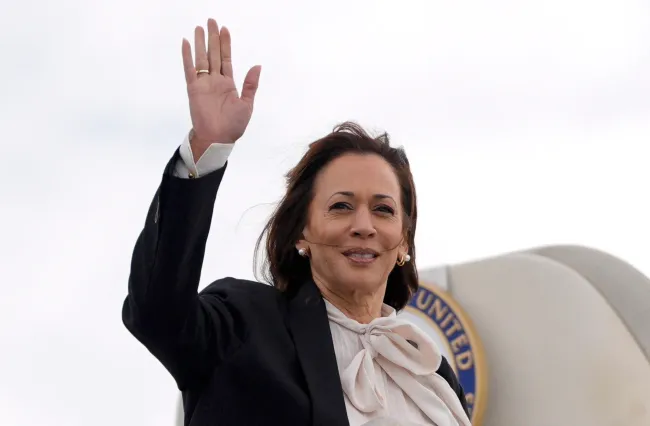 afp--20240811--36e69zf--v1--highres--usvotepoliticsharriswalz-47413155680252002463574-89958083338196050845401.webp