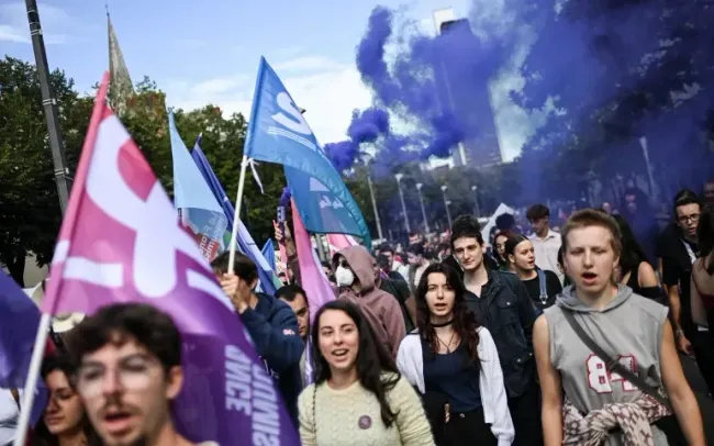 afp--20240907--36fr9x8--v1--highres--francepoliticsprotest-1725719508-93862636560303261845299-84432677822027289992723.jpg