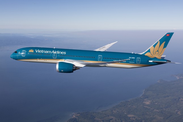anh-1-vietnam-airlines-la-hang-hang-khong-dau-tien-tai-viet-nam-cong-bo-mo-duong-bay-thang-toi-y-1358.jpg