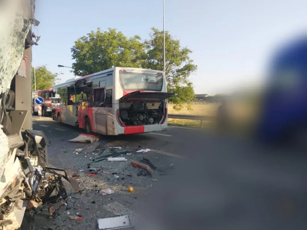 autobus-lidice-nehoda (2).webp