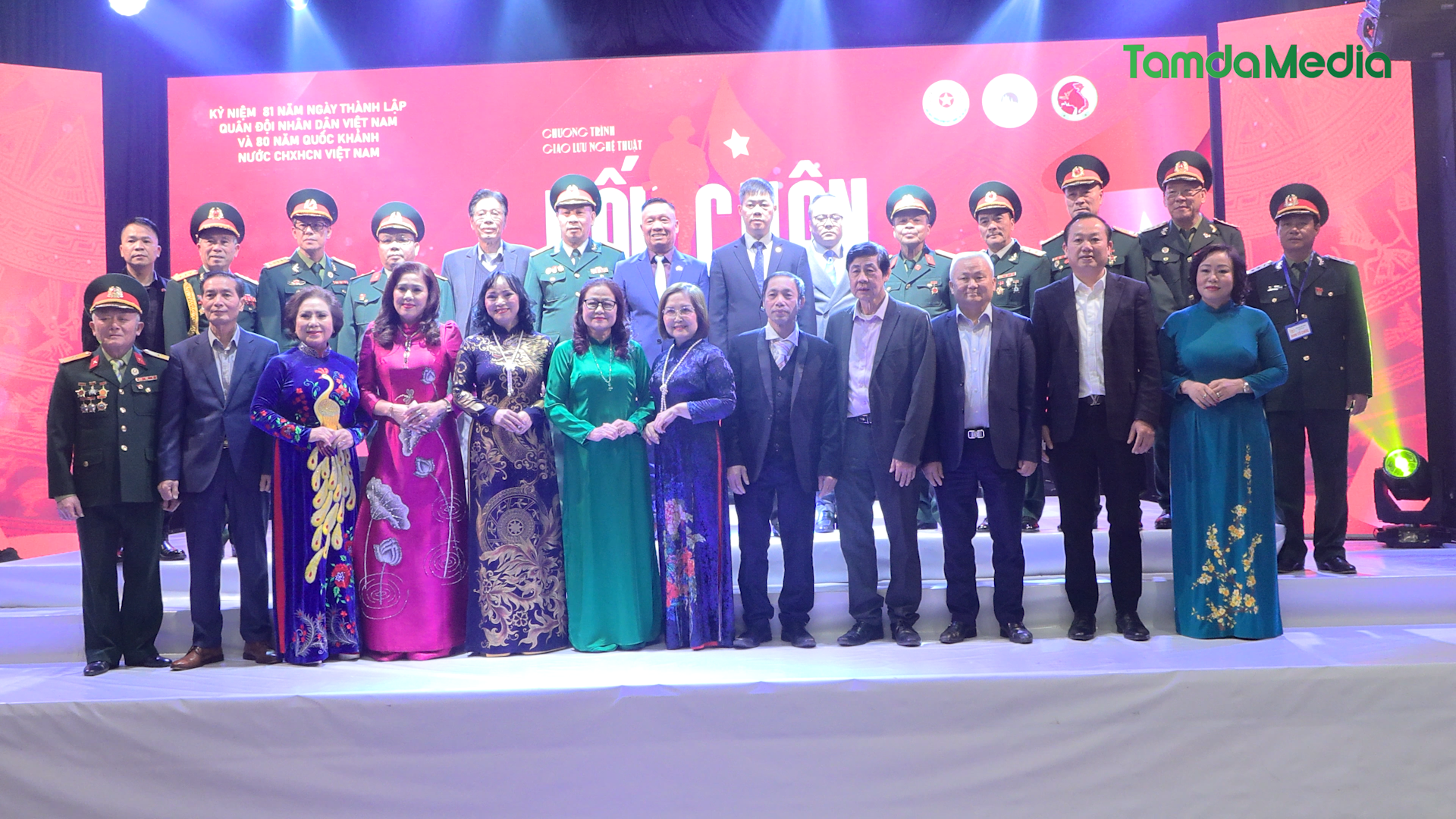 bo doi.00_12_45_20.Still002.bmp