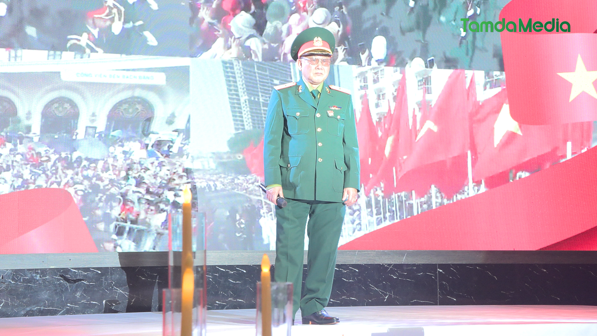 bo doi.00_22_50_09.Still009.bmp