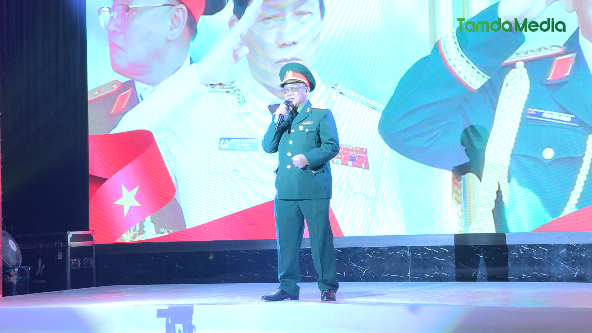 bo doi.00_24_20_24.Still010.bmp