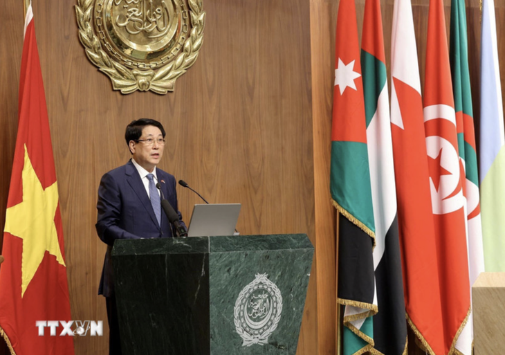 chu-tich-nuoc-lien-doan-arab-2-1754298079391855737704.png.webp