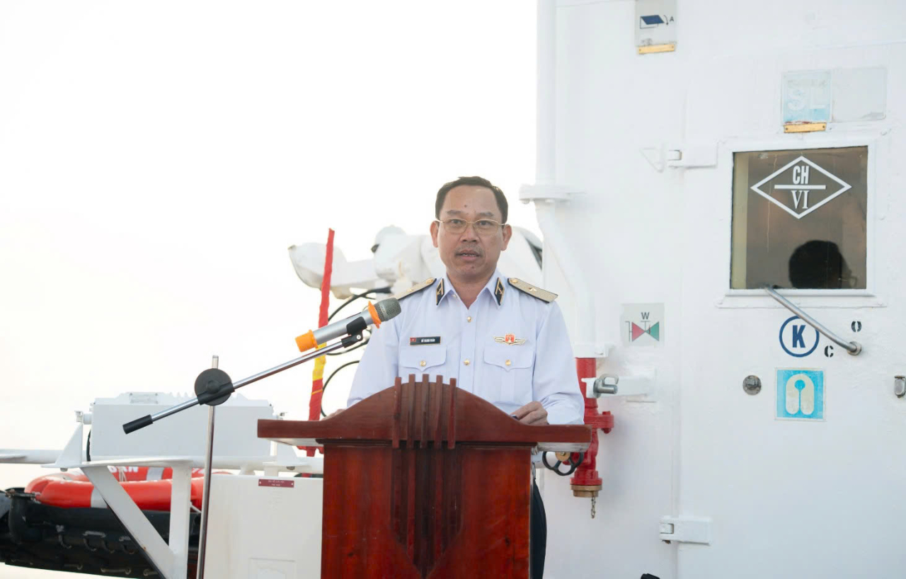 chuẩn đô đốc_2.jpg