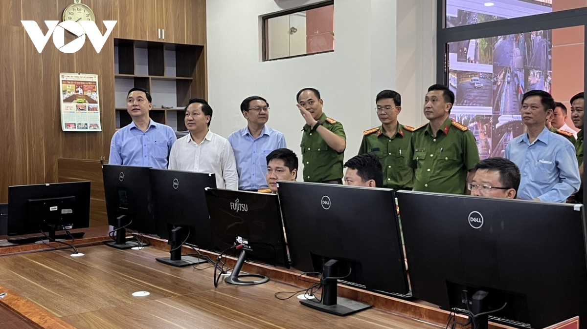 cong_an_tp_thu_duc_gioi_thieu_ve_trung_tam_anh_tuyet_hoang.jpg