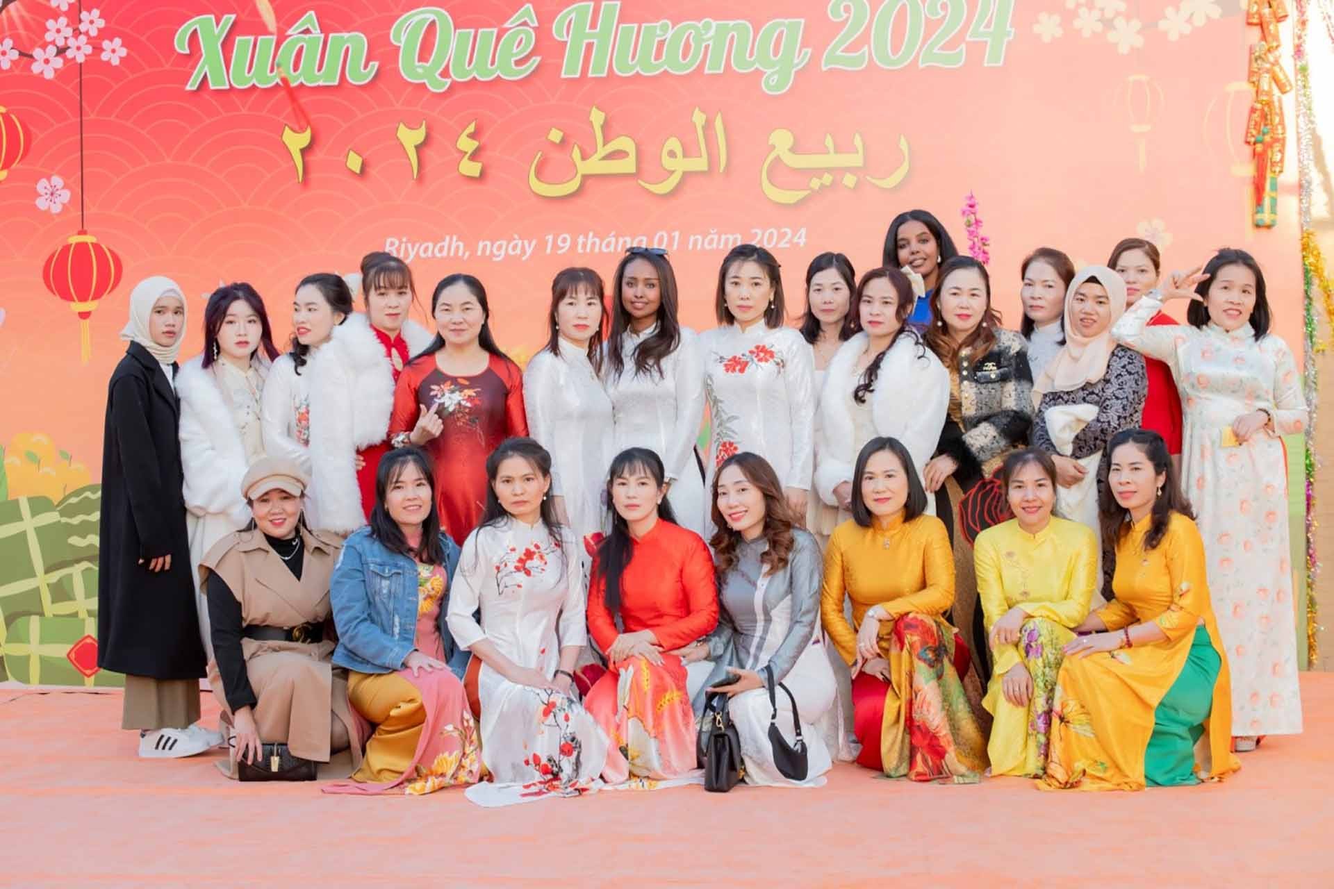 dai-su-quan-viet-nam-tai-saudi-arabia-to-chuc-chuong-trinh-xuan-que-huong-giap-thin-2024-20240123170655.jpg
