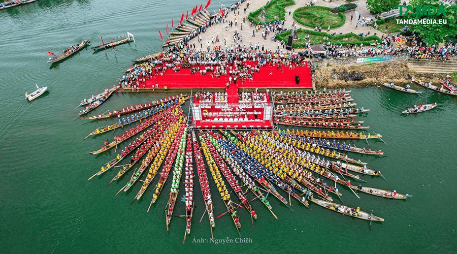 festivaly-zvyky-a-tradice-typicke-pro-vietnamska-etnika