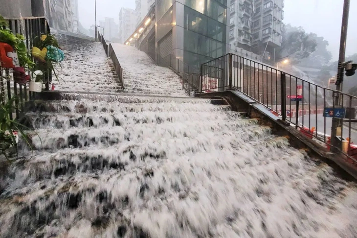 hong-kong-17551564848091295352725.webp