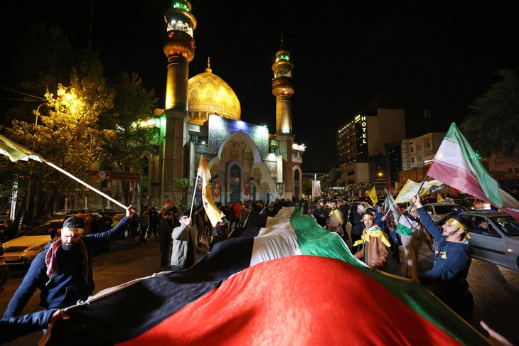 iran-bieu-tinh-israel-1713072670663485581158.webp