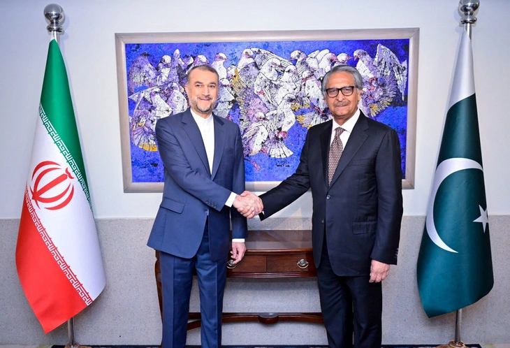 iran-pakistan-17065326911661202864109.webp