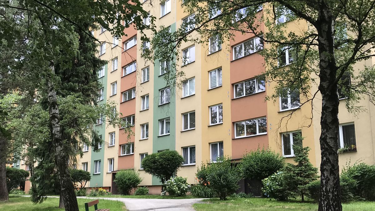 jak-se-zije-v-cesku-bydleni-orlova.jpeg