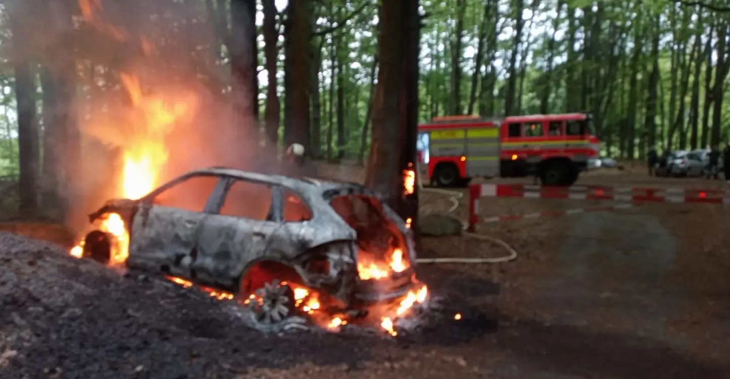 jindrichohradecko-porsche-pozar.jpg