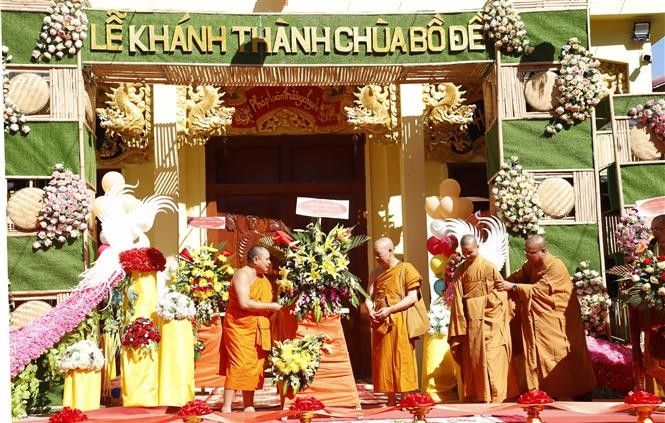 khanh-thanh-chua-bo-de-bieu-tuong-doan-ket-lao-viet-20231113070644.jpg