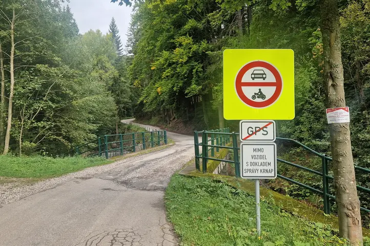 krkonose-kamery-zakaz-vjezdu.webp