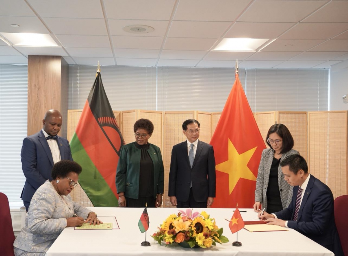 le_ky_thong_cao_chung_thiet_lap_quan_he_ngoai_giao_viet_nam_-_malawi_.jpg