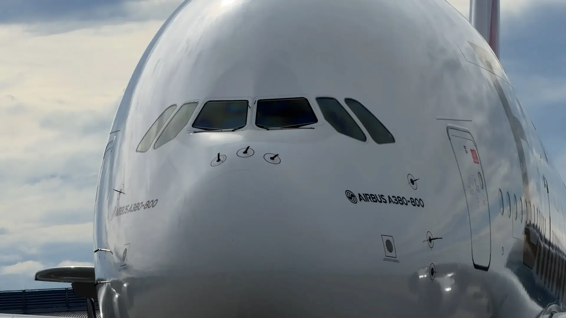 letadlo-renovace-premium-economy-airbus (1).webp