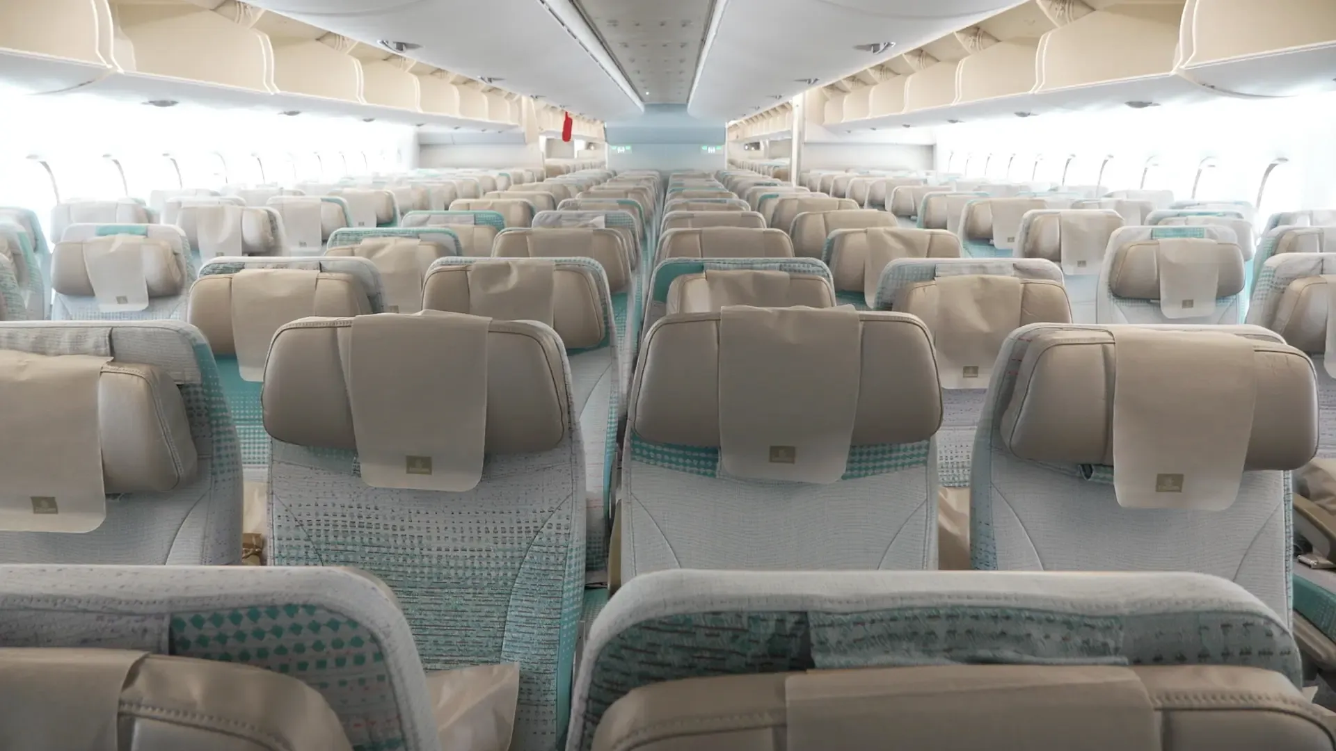 letadlo-renovace-premium-economy-airbus (8).webp