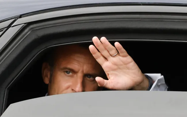 macron-23239943195327450241233-00476873662693643995495.jpg