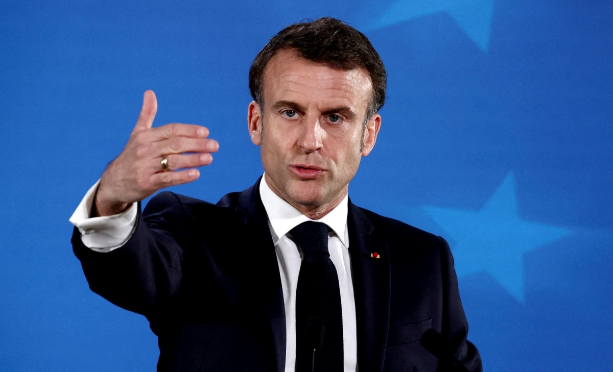 macron_.jpg