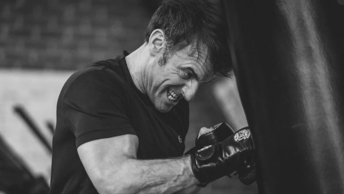 macron-boxing-1-256.jpg