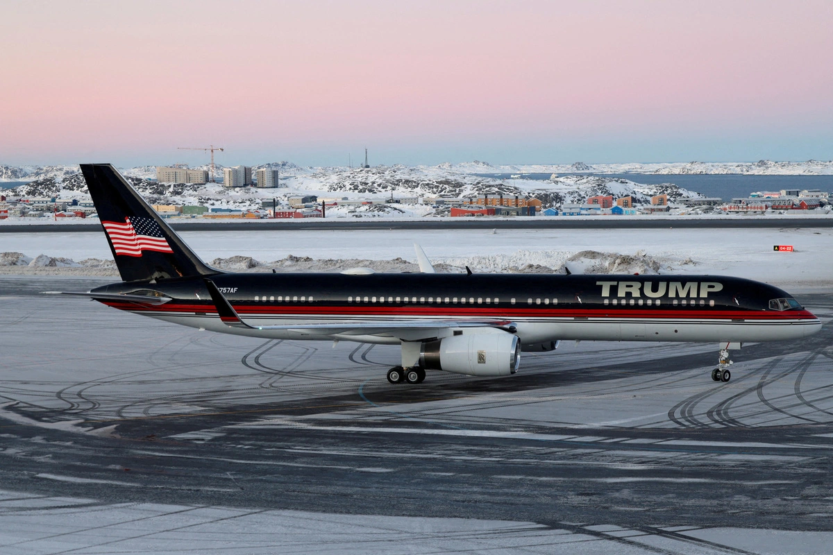 may-bay-cho-con-trai-ong-trump-1736610394797401562893.jpg.webp