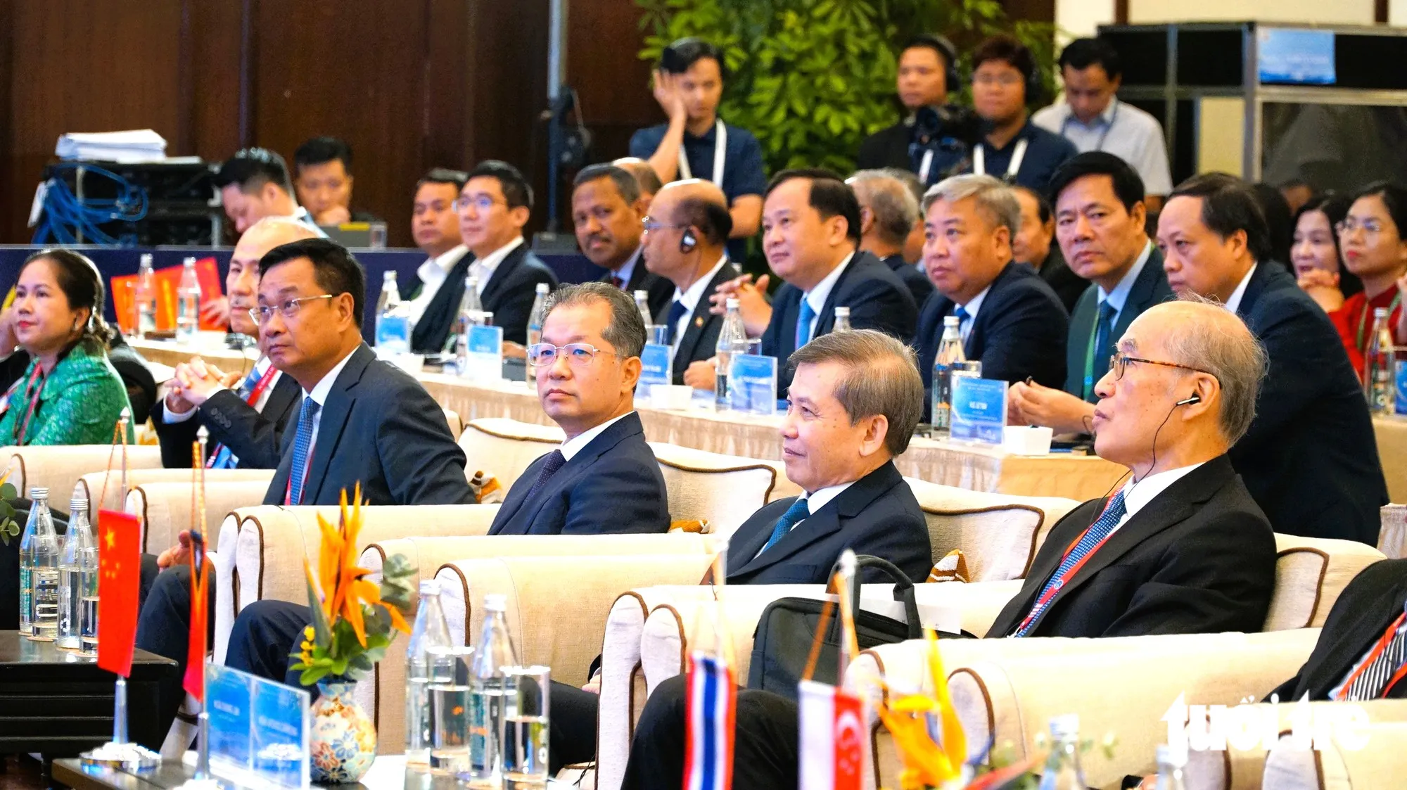 Các đại biểu tham dự diễn đàn - Ảnh: ĐOÀN CƯỜNG