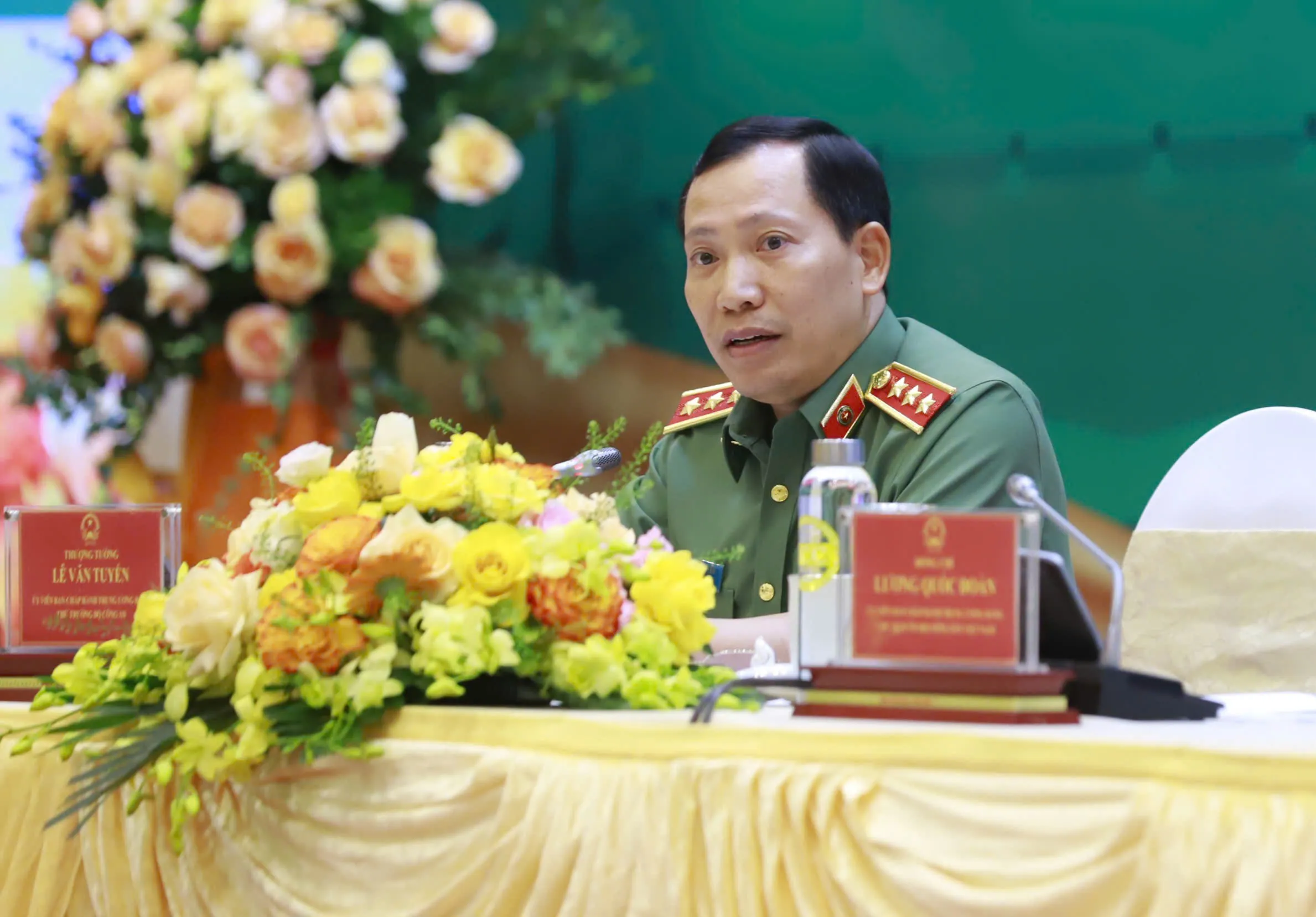 Thượng tướng Lê Văn Tuyến, Thứ trưởng Bộ Công an tại diễn đàn - Ảnh: ANH HƯNG