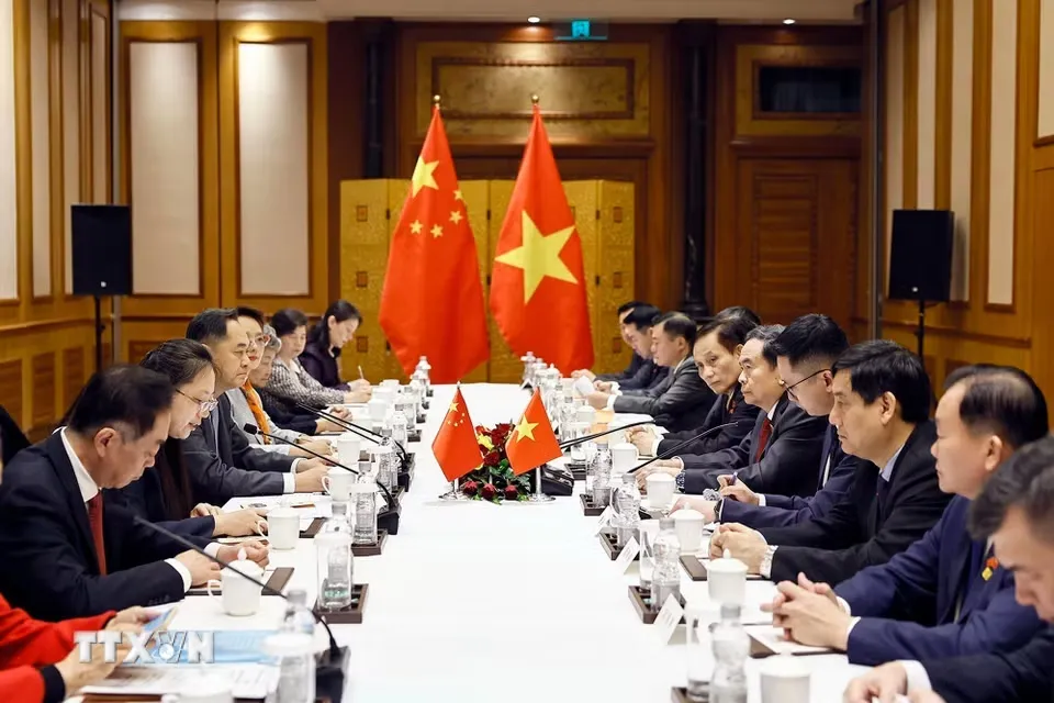 Chủ tịch Quốc hội Trần Thanh Mẫn tiếp các nhân sĩ hữu nghị Trung Quốc - Ảnh: TTXVN