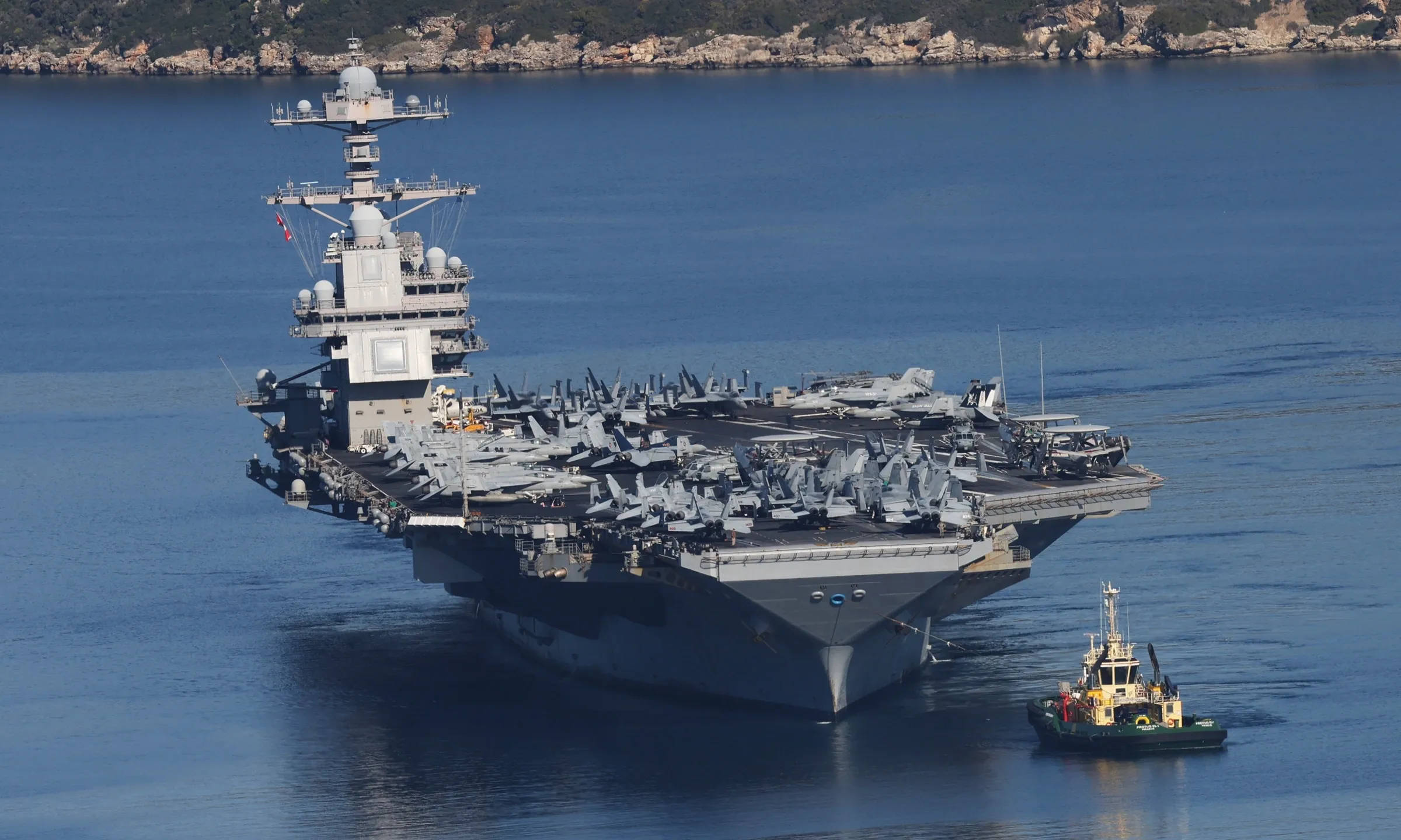 Tàu sân bay USS Gerald R. Ford rời căn cứ Souda trên đảo Crete, Hy Lạp, ngày 26/2.