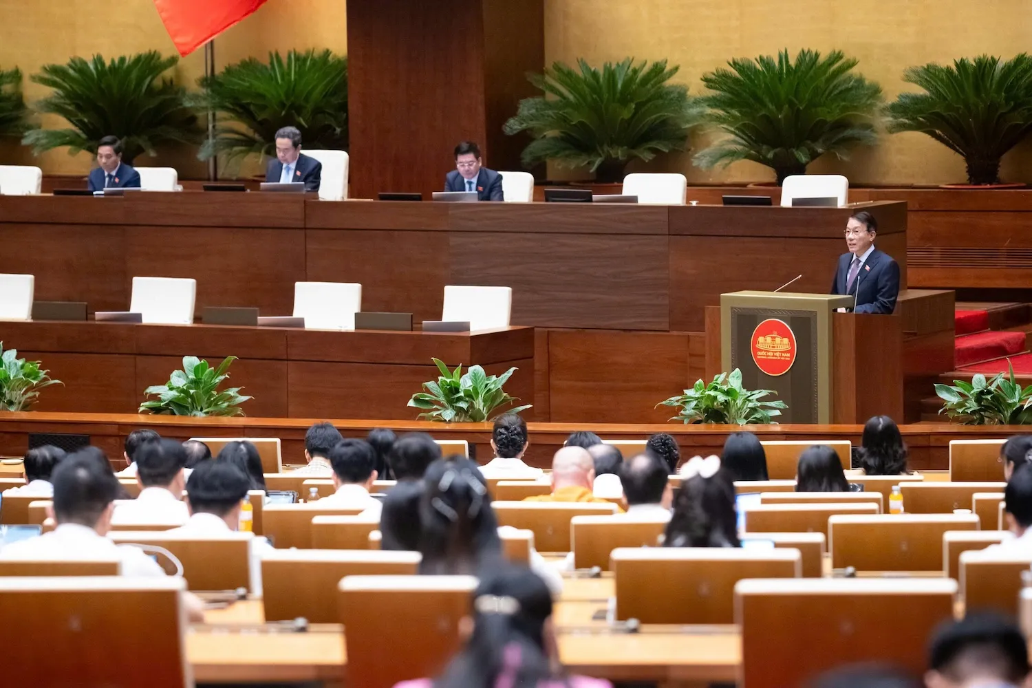 Quang cảnh phiên họp - Ảnh: GIA HÂN