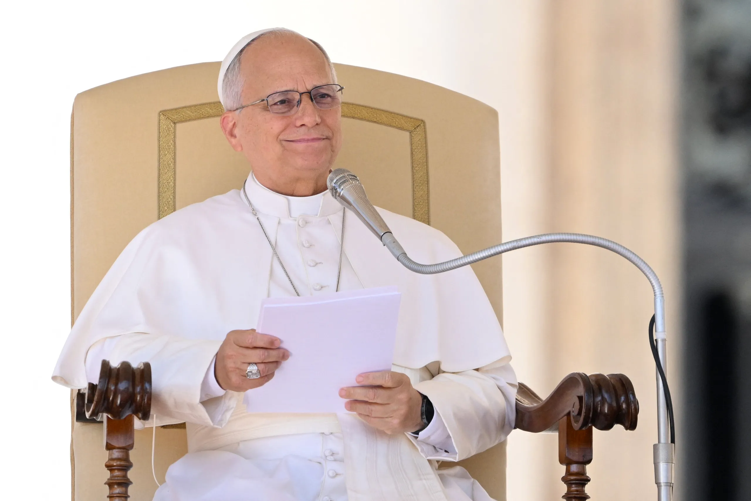 Giáo hoàng Leo XIV phát biểu tại một sự kiện ở Vatican ngày 30-9 - Ảnh: AFP